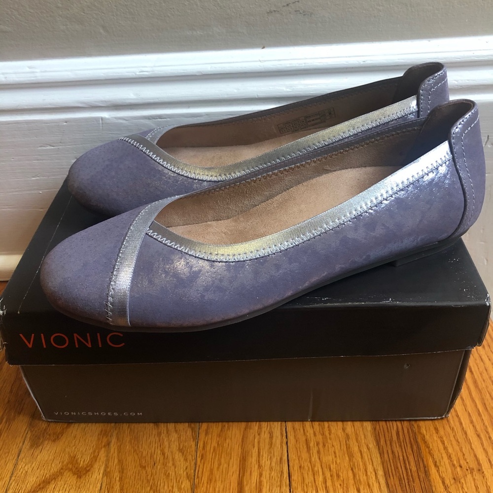 Vionic women’s spark carol pur flat